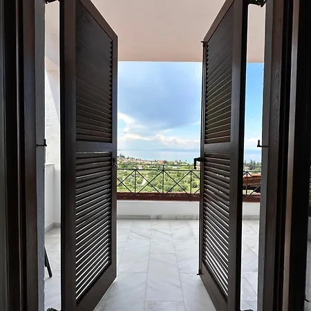 Tao Te Wellness Apartment Polychrono